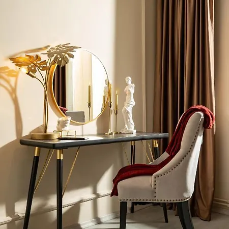 Apartment Qult - The Aristocrat Bucharest