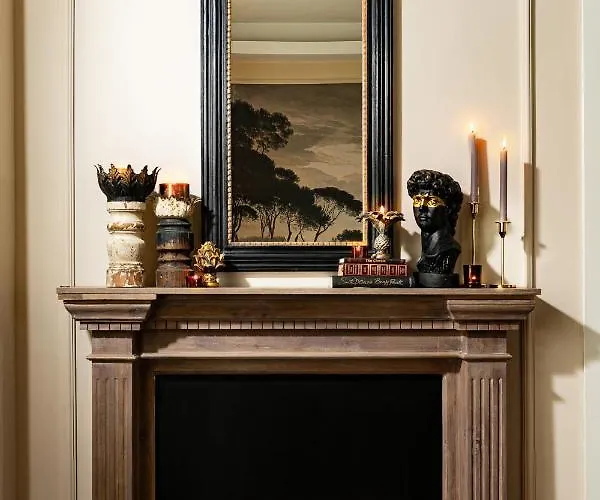 Qult - The Aristocrat * ブカレスト