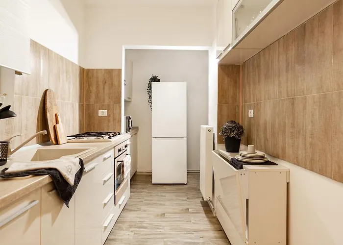 Apartment Qult - The Aristocrat *