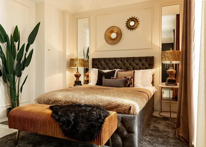 Apartment Qult - The Aristocrat *