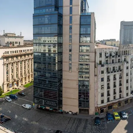 Qult - The Aristocrat *